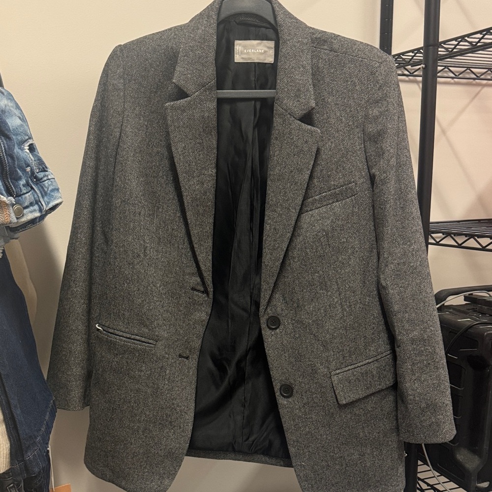 Everlane Gray Blazer with Black Lining